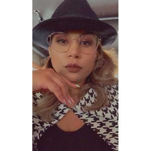 Meet your Posher, Jamie